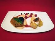 Rosmarinpfirsiche mit Brombeersorbet - Rezept