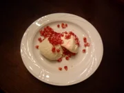 Tonkabohnen-Honig-Mousse mit Granatapfel - Rezept