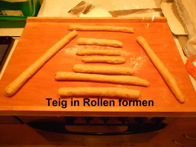 Kaffeekipferl - Rezept - Bild Nr. 9