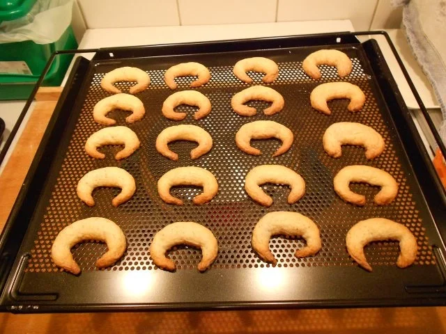 Kaffeekipferl - Rezept - Bild Nr. 19