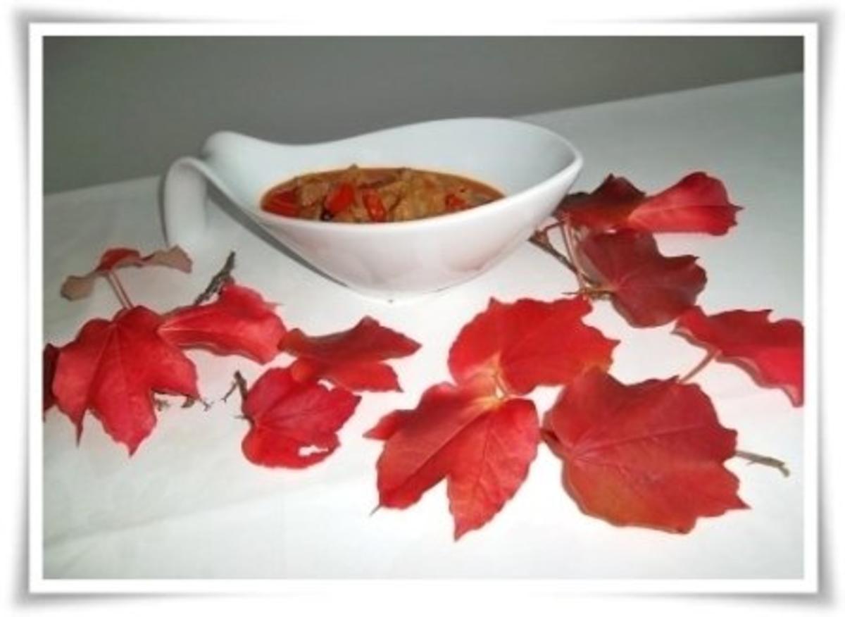Herbstliches Chili  Paprika Gulasch  mit einem besonders saftigen & aromatischen Geschmack - Rezept - Bild Nr. 20
