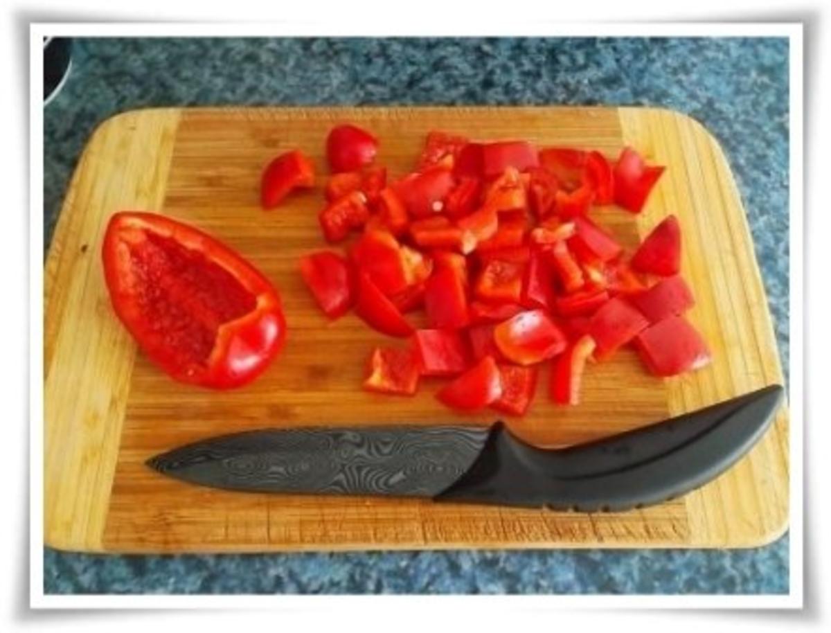 Herbstliches Chili  Paprika Gulasch  mit einem besonders saftigen & aromatischen Geschmack - Rezept - Bild Nr. 6
