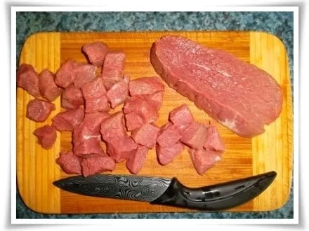 Herbstliches Chili  Paprika Gulasch  mit einem besonders saftigen & aromatischen Geschmack - Rezept - Bild Nr. 4