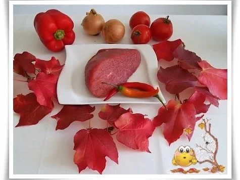 Herbstliches Chili  Paprika Gulasch  mit einem besonders saftigen & aromatischen Geschmack - Rezept - Bild Nr. 3