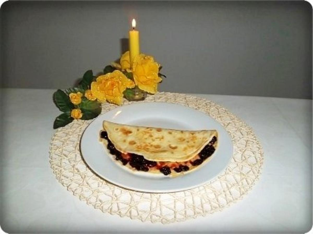 Pfannkuchen mit Cranberries & Heidelbeeren Konfitüren gefüllt - Rezept - Bild Nr. 10