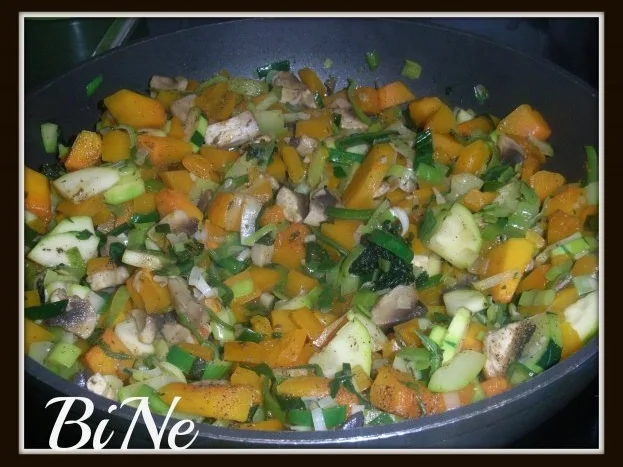 BiNe` S HERBSTLICHE SPAGHETTI - Rezept - Bild Nr. 4