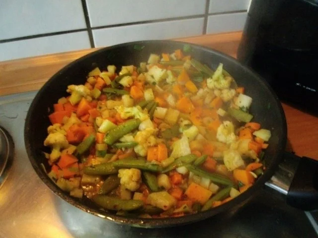 Hasi`s Kürbis Gemüsepfanne mit Nudeln - Rezept - Bild Nr. 7