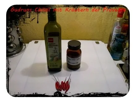 Rezept: Öl: Chiliöl mit Kräutern der Provence Bild Nr. 2 Öl: Chiliöl mit Kräutern der Provence - Rezept - Bild Nr. 2