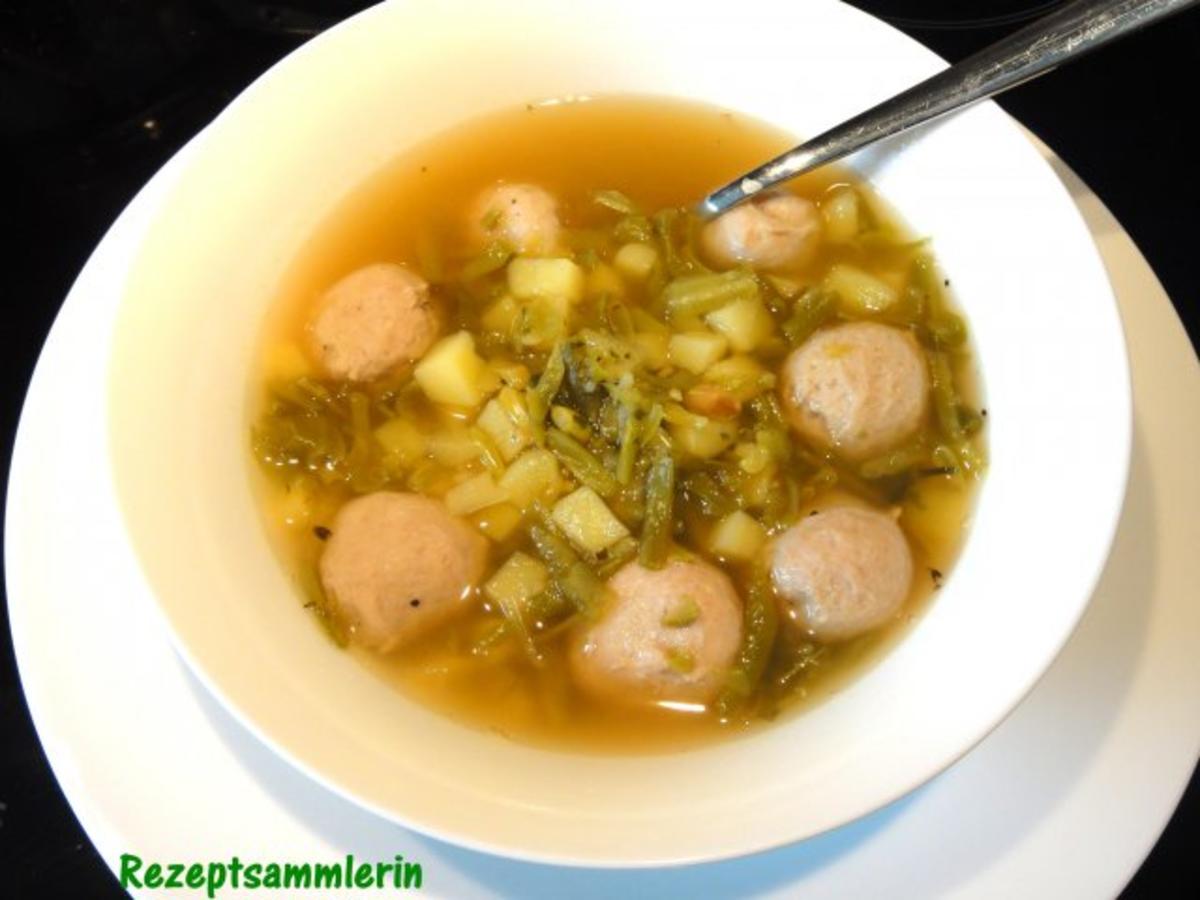 Suppe:   SCHNIBBELBOHNENSUPPE (Schnittbohnen) - Rezept
