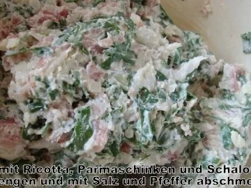 Rezept: Gefüllte Kartoffelklöse auf Schmortomaten Bild Nr. 7 Gefüllte Kartoffelklöse auf Schmortomaten - Rezept - Bild Nr. 7