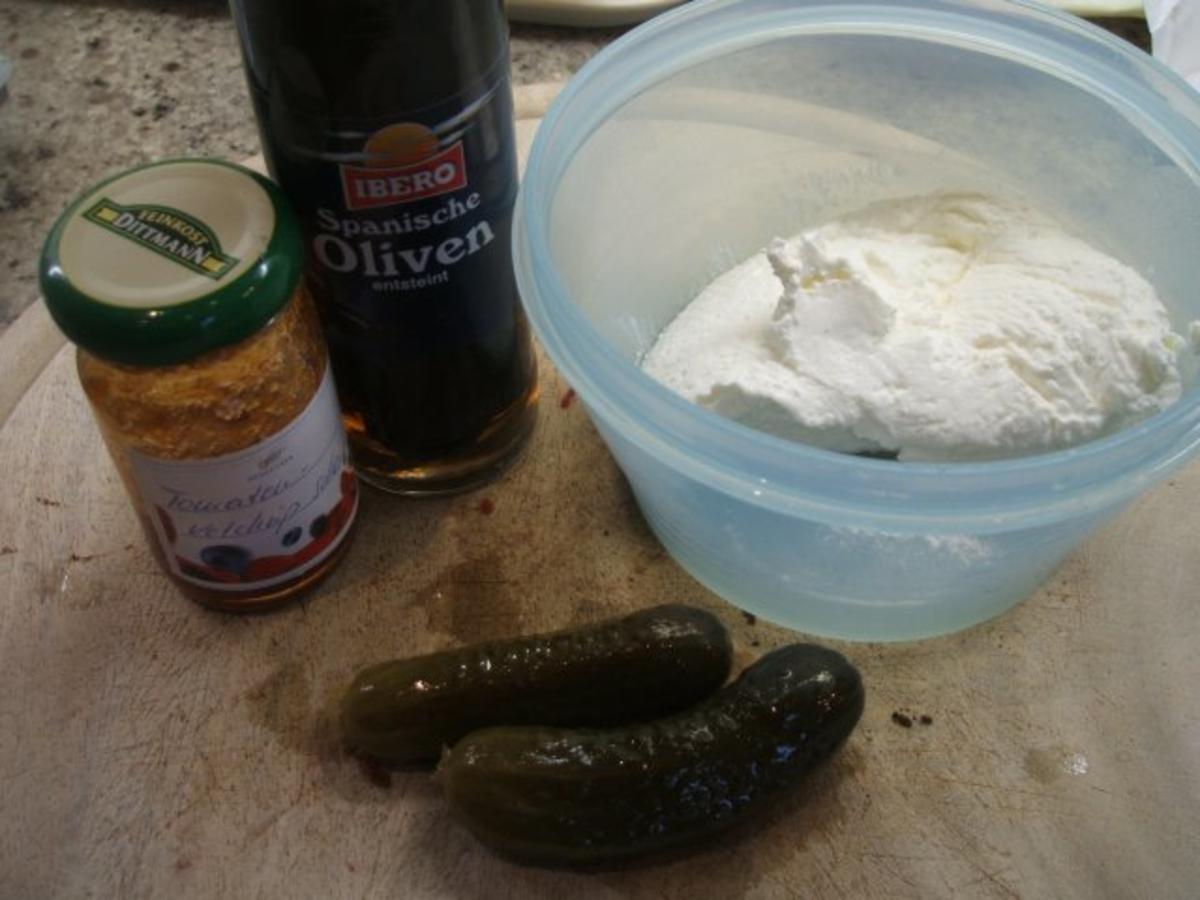 Frischkäse: Gewürzgurken und Oliven - Rezept - Bild Nr. 2