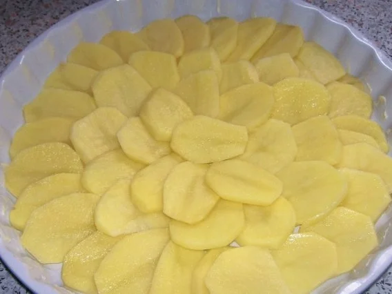 Rezept: Kartoffel-Bananen-Gratin Bild Nr. 3 Kartoffel-Bananen-Gratin - Rezept - Bild Nr. 3