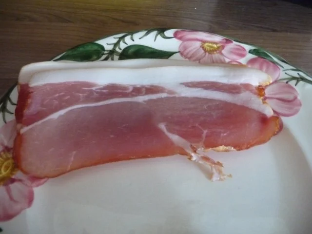 Wild & Co : Gewickelte Kaninchenteile, Rotkohl und Salzkartoffeln - Rezept - Bild Nr. 4