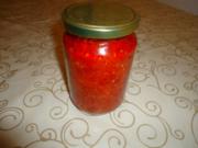 Serbisch eingelegte Paprika und Tomaten - Pindjur - Rezept