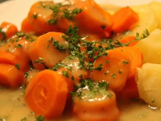 Weisse Sosse mit Petersilie - Rezept