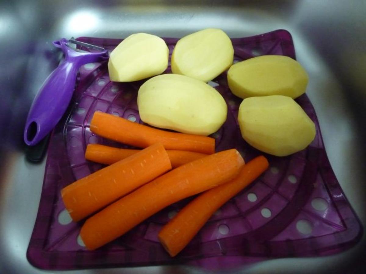 Fleischlos : Kartoffel - Möhrengratin mit Roter Bete - Salat - Rezept - Bild Nr. 4