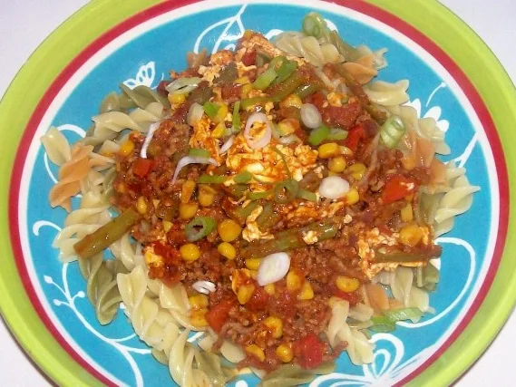 Würzige Ruck-Zuck-Pfanne mit Hack, Feta und Bohnen - Rezept - Bild Nr. 11