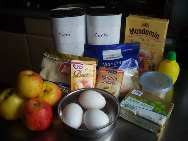 Apfelkuchen  "Wiener Art" - Rezept - Bild Nr. 2