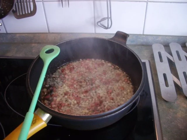 Käsespätzle mit geschmelzten Eisbergsalat - Rezept - Bild Nr. 3