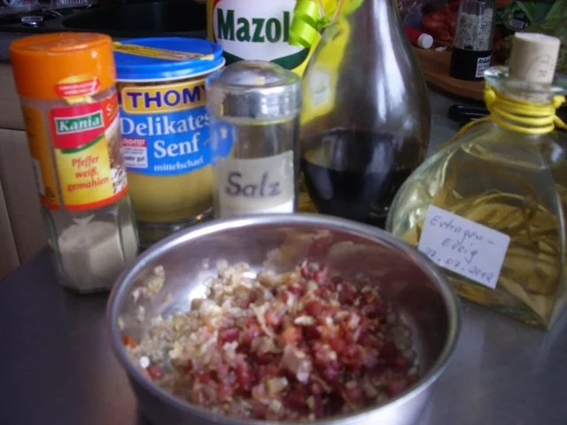 Käsespätzle mit geschmelzten Eisbergsalat - Rezept - Bild Nr. 4