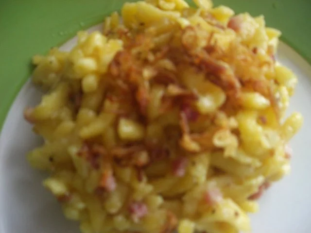 Käsespätzle mit geschmelzten Eisbergsalat - Rezept - Bild Nr. 14