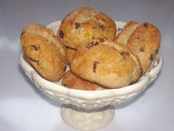 Rezept: Kleine Rosinen-Mango-Brötchen Bild Nr. 9 Kleine Rosinen-Mango-Brötchen - Rezept - Bild Nr. 9