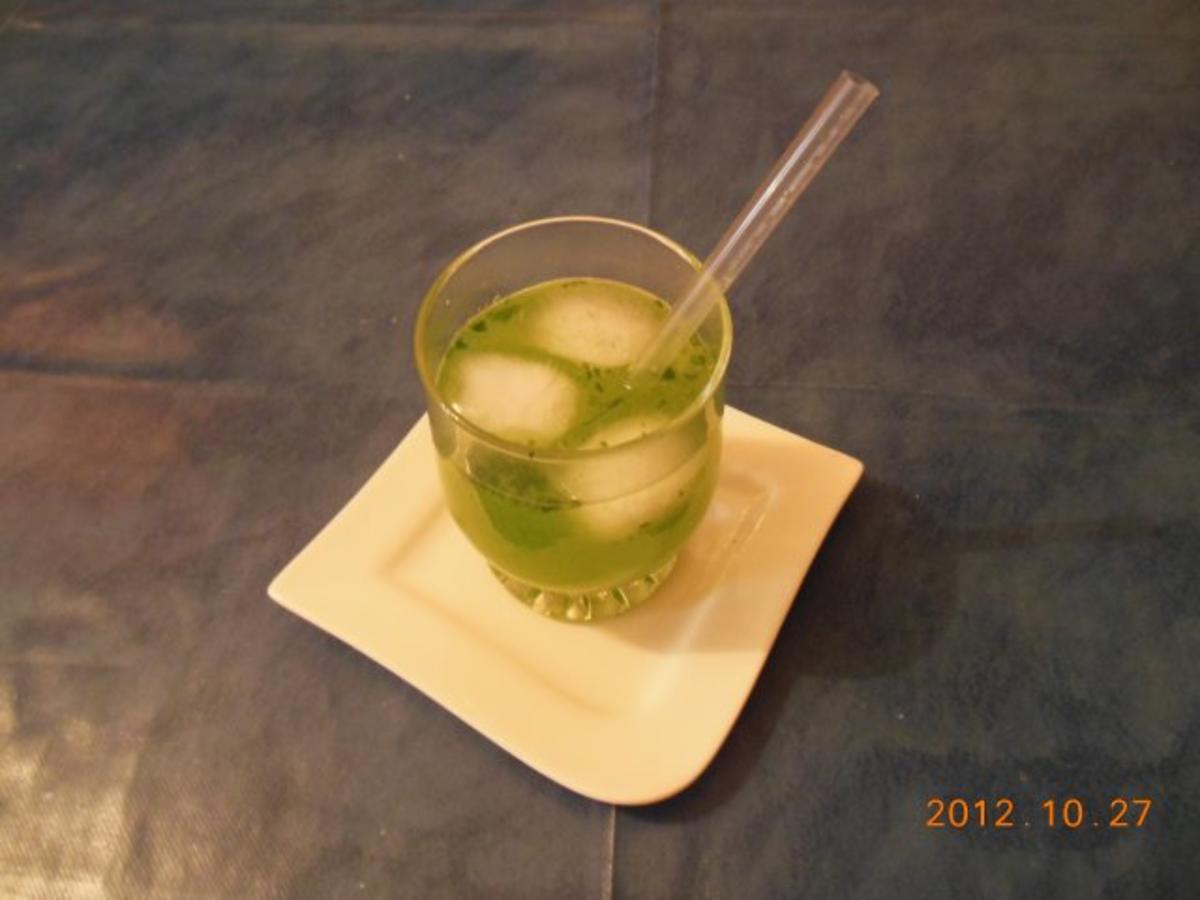 Bilder für Cocktail: Basil Smash Rezept