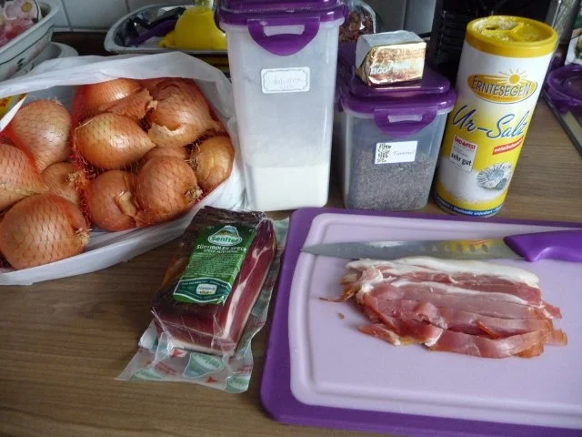 Rezept: Zwiebelkuchen OHNE Sahne Bild Nr. 2 Zwiebelkuchen OHNE Sahne - Rezept - Bild Nr. 2