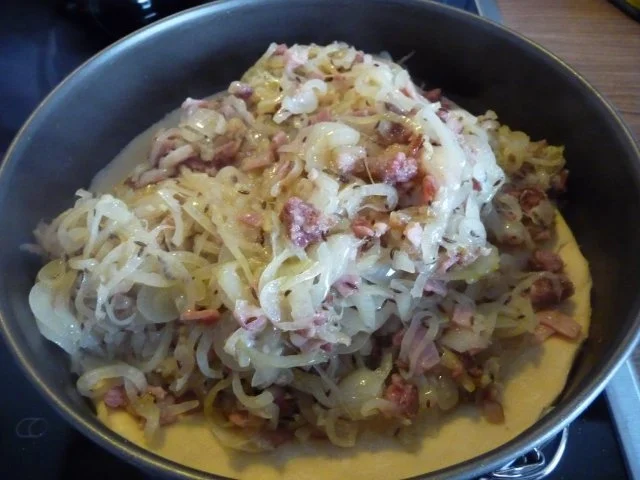 Rezept: Zwiebelkuchen OHNE Sahne Bild Nr. 10 Zwiebelkuchen OHNE Sahne - Rezept - Bild Nr. 10