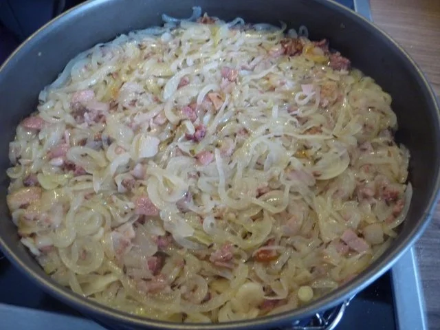 Rezept: Zwiebelkuchen OHNE Sahne Bild Nr. 11 Zwiebelkuchen OHNE Sahne - Rezept - Bild Nr. 11