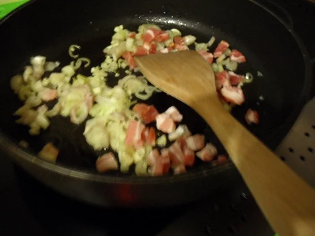 Rezept: Lasagne: Grünkohl mit Tomaten und Rauchfleisch Bild Nr. 8 Lasagne: Grünkohl mit Tomaten und Rauchfleisch - Rezept - Bild Nr. 8