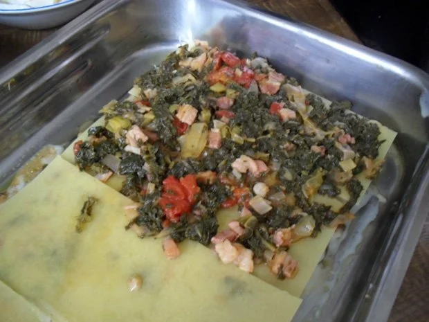 Rezept: Lasagne: Grünkohl mit Tomaten und Rauchfleisch Bild Nr. 12 Lasagne: Grünkohl mit Tomaten und Rauchfleisch - Rezept - Bild Nr. 12