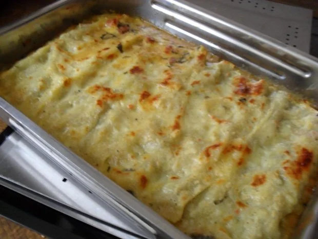 Rezept: Lasagne: Grünkohl mit Tomaten und Rauchfleisch Bild Nr. 15 Lasagne: Grünkohl mit Tomaten und Rauchfleisch - Rezept - Bild Nr. 15