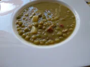 Würzige-Wilde-Erbsensuppe - Rezept