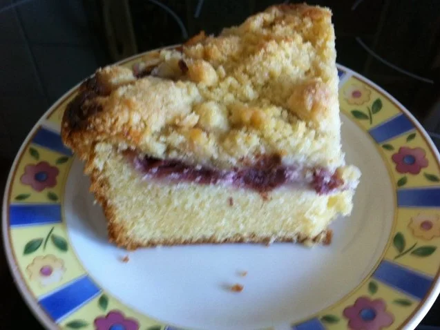 Rezept: KUCHENZWERG : Kirschkuchen mit Streuseln KUCHENZWERG : Kirschkuchen mit Streuseln - Rezept