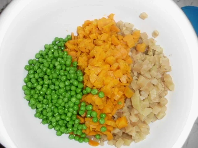 Rezept: "Boeuf Salat" aus Rumänien Bild Nr. 4 "Boeuf Salat" aus Rumänien - Rezept - Bild Nr. 4