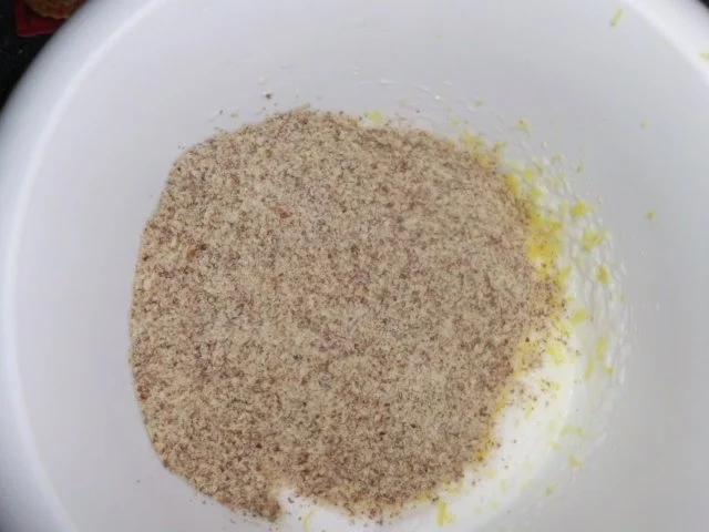 Vanille-Nusscreme mit rotem Tortenguß - Rezept - Bild Nr. 11