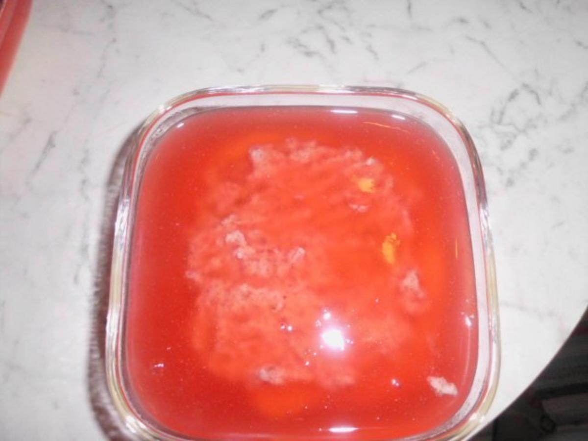 Vanille-Nusscreme mit rotem Tortenguß - Rezept - Bild Nr. 20