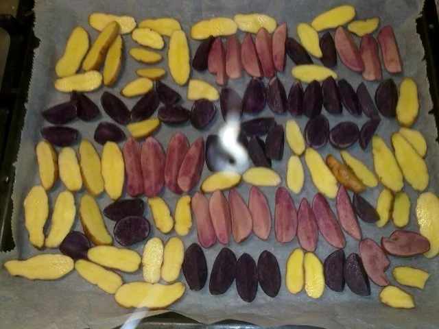 Rezept: Bunte Blechkartoffeln Bunte Blechkartoffeln - Rezept