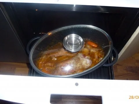 Rezept: Putenkeulen aus dem Ofen Bild Nr. 2 Putenkeulen aus dem Ofen - Rezept - Bild Nr. 2