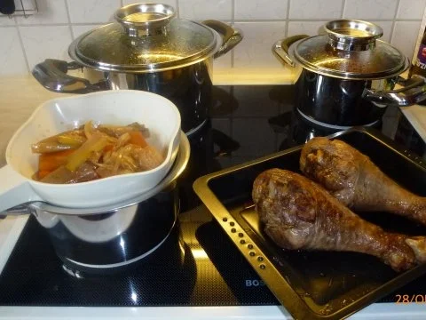 Rezept: Putenkeulen aus dem Ofen Bild Nr. 3 Putenkeulen aus dem Ofen - Rezept - Bild Nr. 3