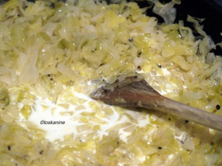 Walnuss Spätzle Spitzkohlpfanne - einfach - 114 kcal/100g