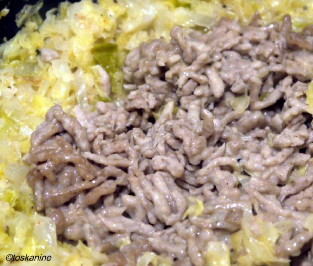 Walnuss-Spätzle-Spitzkohlpfanne - Rezept - Bild Nr. 15