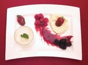 Bayerische Creme trifft Birnenschaum mit frischen Früchten - Rezept