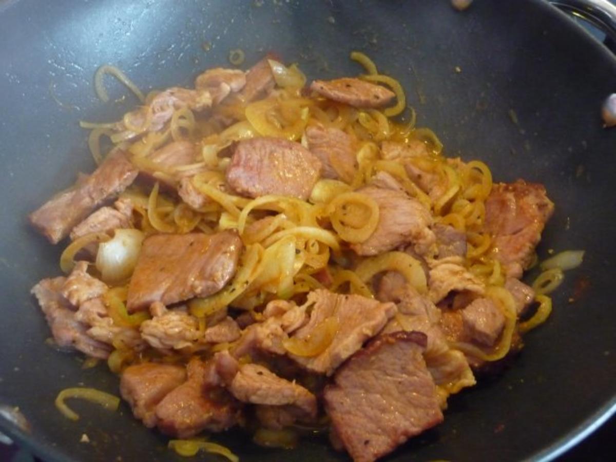 Schwein : Kassler - Zwiebelfleisch aus dem Wok - Rezept - kochbar.de