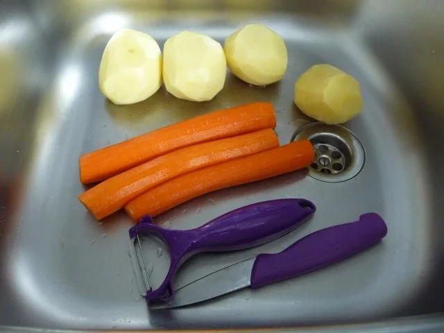 Rezept: Schwein : Kassler - Zwiebelfleisch aus dem Wok Bild Nr. 6 Schwein : Kassler - Zwiebelfleisch aus dem Wok - Rezept - Bild Nr. 6