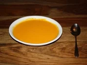 fruchtiges asiatisch anmutendes Karottensüppchen - Rezept