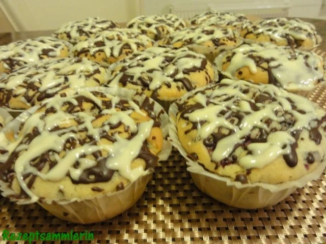 Muffin:   STRACCIATELLA mit Kirschen - Rezept