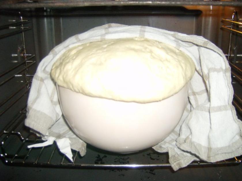 Unser Pizzateig - einfach - von moniundpeter
