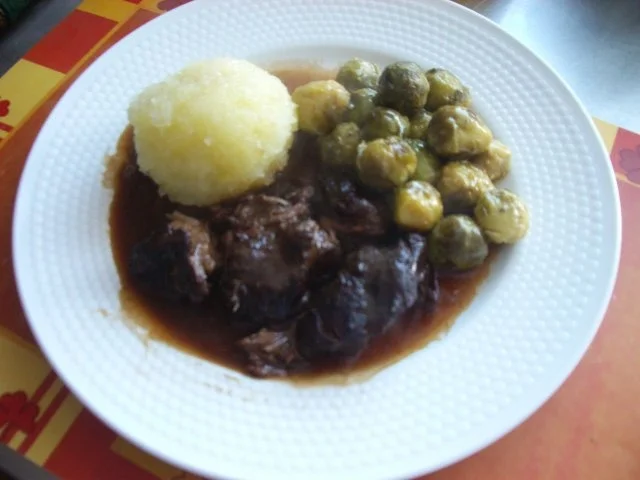 Schweinebäckchen  - ein sehr zartes Fleisch - Rezept